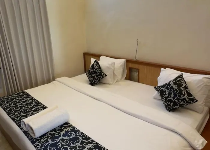 Ocho Bali Surf Camp Pansiyon